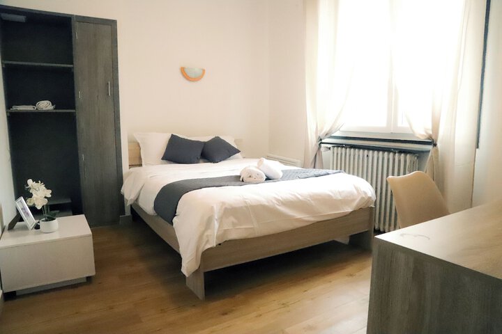 Room 5 of 24