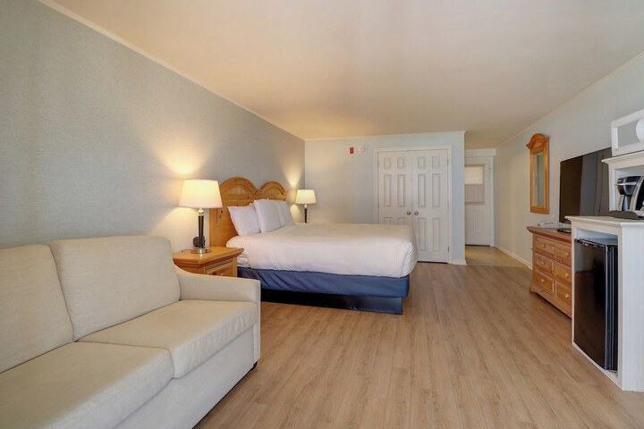 Room 34 of 127