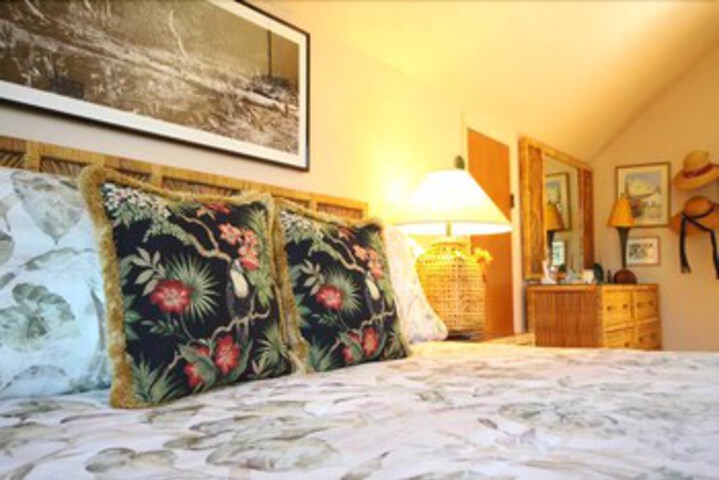 Room 23 of 27
