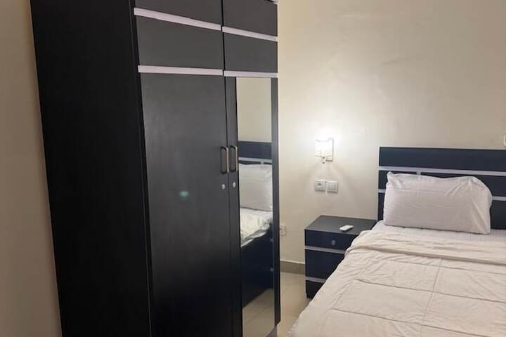 Room 15 of 80