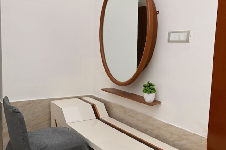 Room 17 of 26