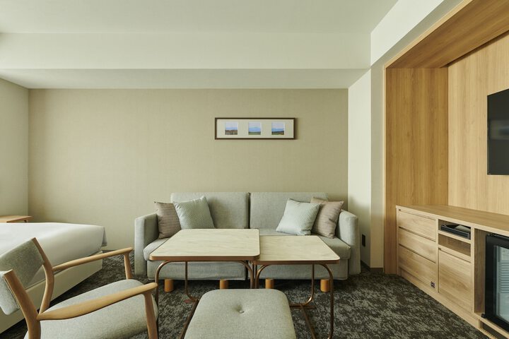 Room 30 of 143