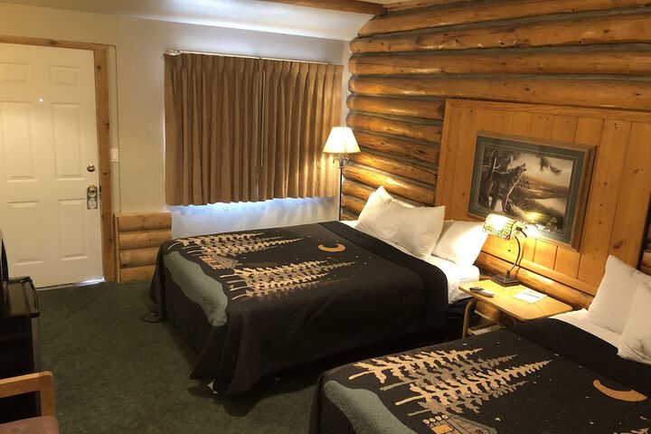 Room 48 of 92