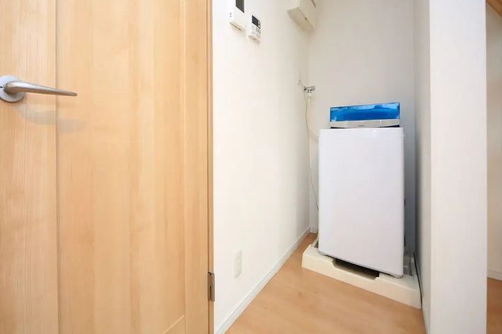 Room 3 of 22