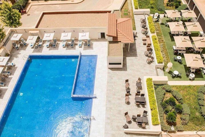 Pool 7 of 49