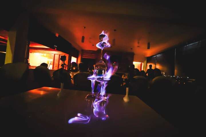 Lounge 74 of 117