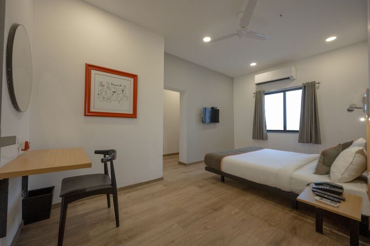 Room 14 of 31