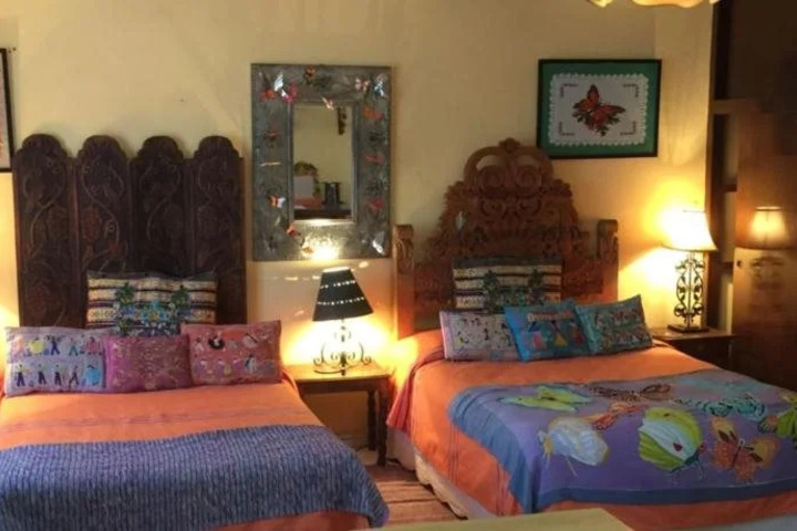 Room 4 of 14