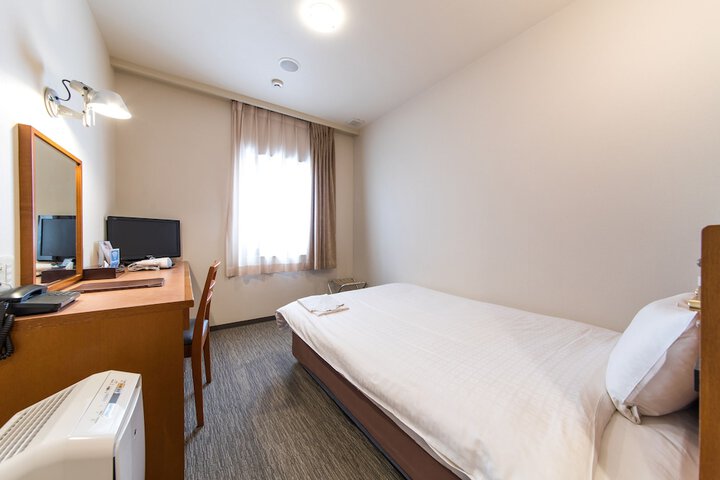 Room 20 of 36