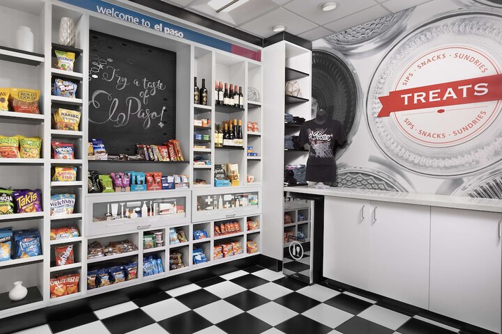 Snack bar