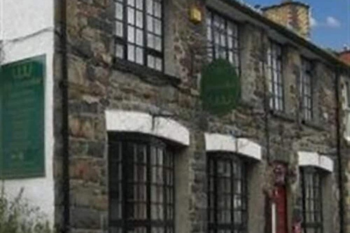 Exterior Photo