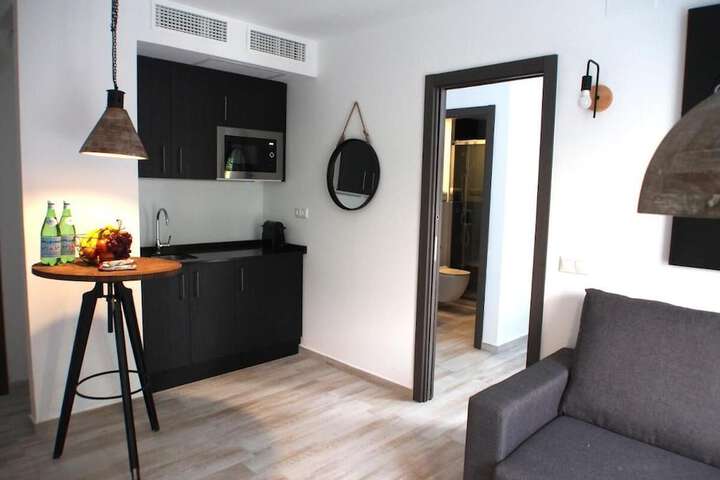 Room 27 of 55