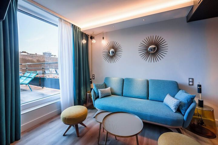 Room amenity