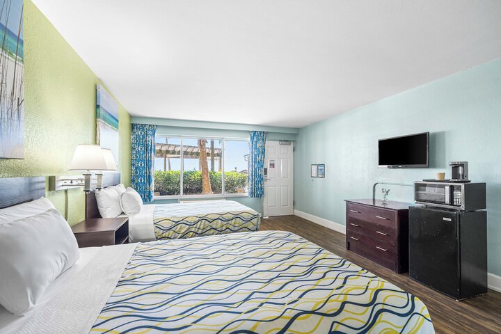 Room 45 of 120