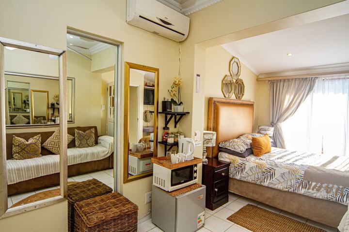 Room 21 of 104