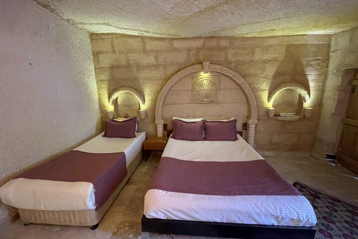 Room 6 of 31