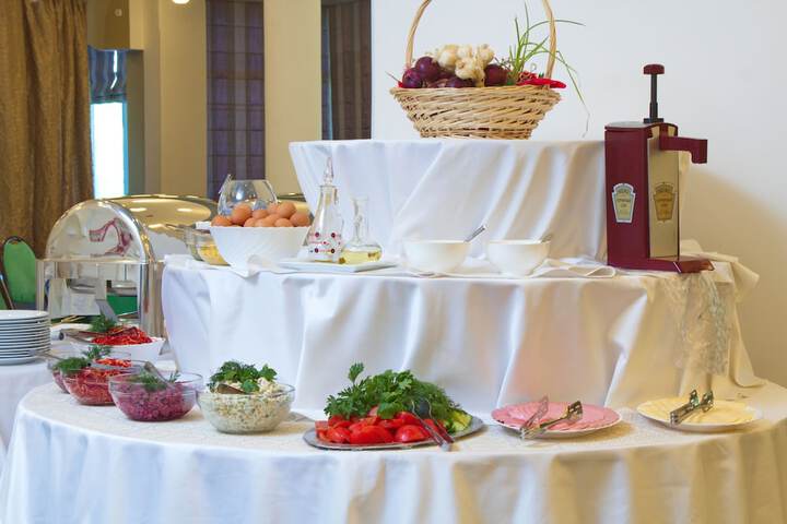 Dining 53 of 71