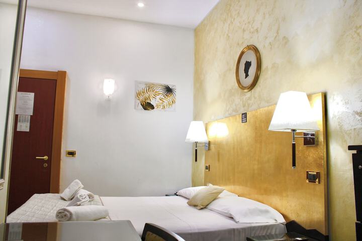 Room 39 of 63