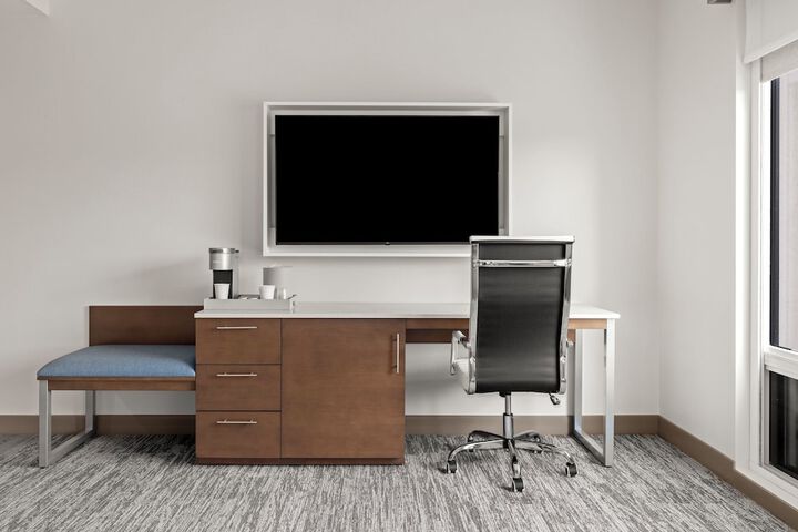 Room 16 of 49