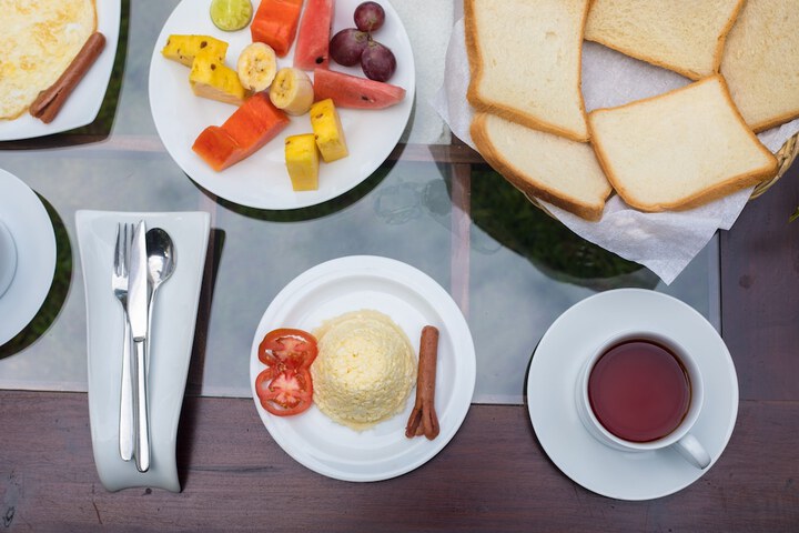 Breakfast/Coffee Service 33 of 54