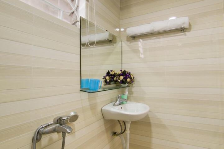 Room 15 of 20