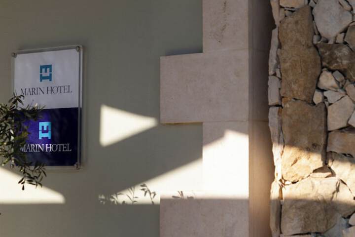 Hotel 56 of 63