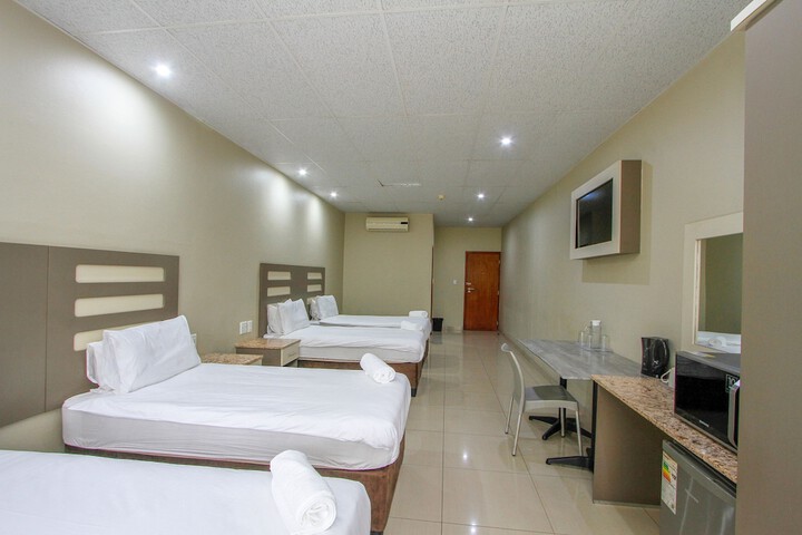 Room 19 of 21