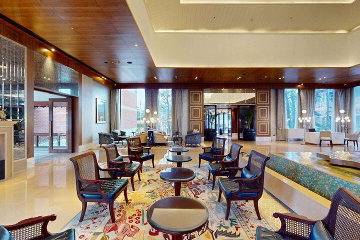 Hotel Interior 6 of 191
