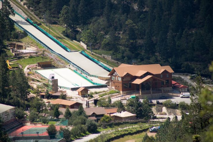 Exterior of Bosques De Monterreal