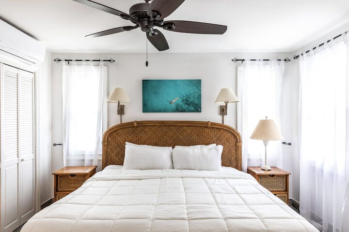 Room 18 of 152