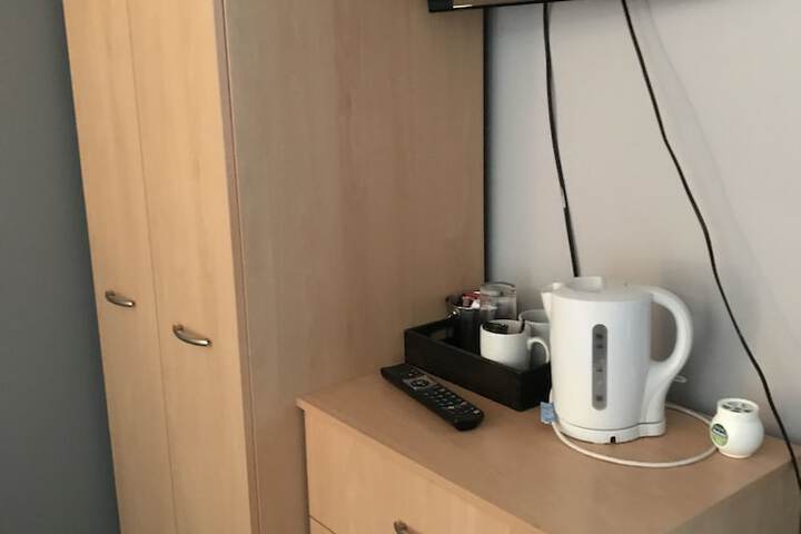 Room 13 of 21