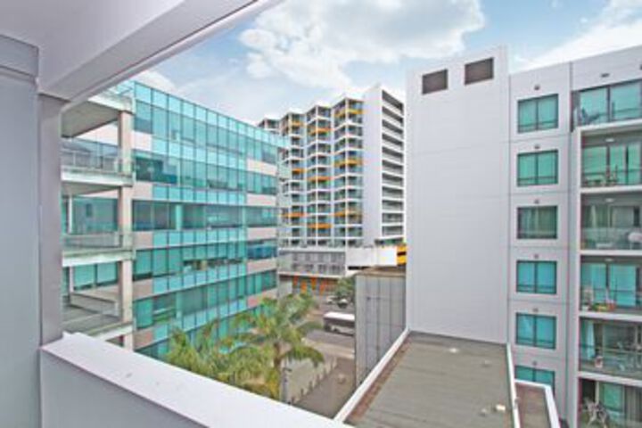 Room 7 of 20