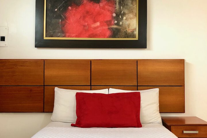 Room 25 of 46