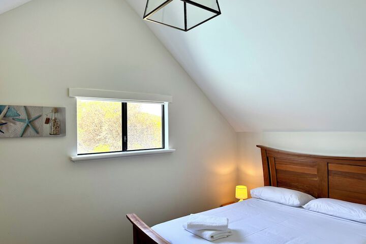 Room 7 of 178