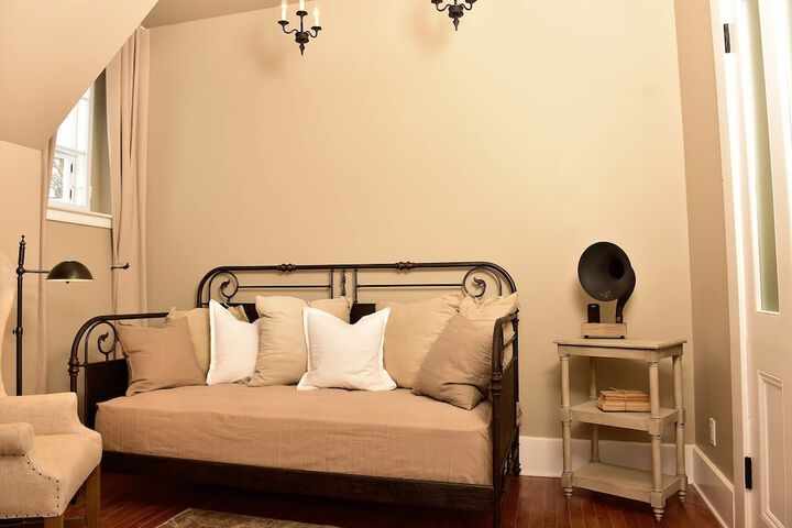 Room 21 of 51