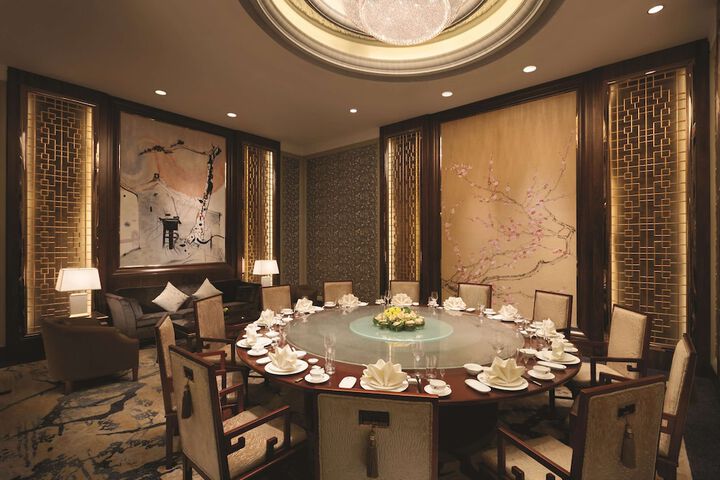 Dining 43 of 68