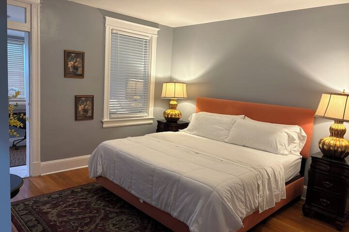 Room 3 of 21