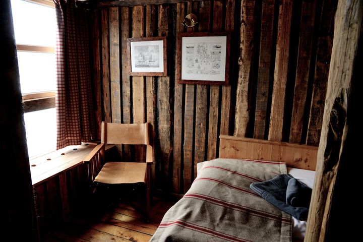 Room 18 of 31