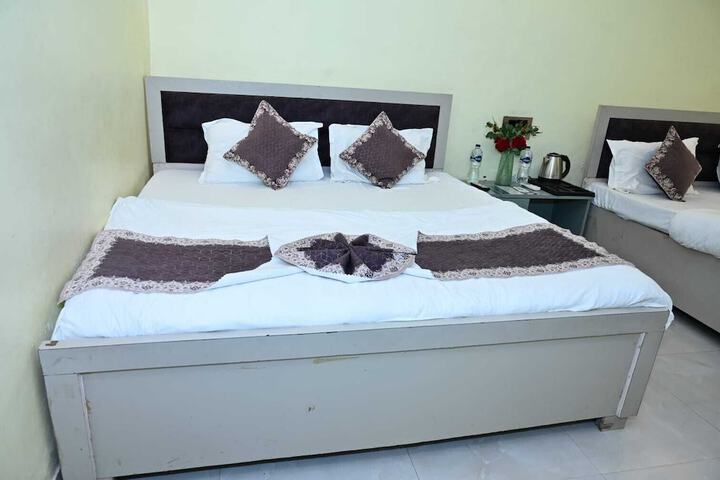 Room 20 of 44