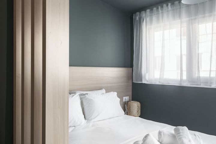 Room 7 of 60