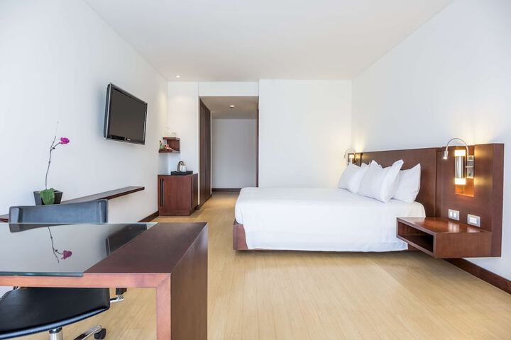 Room 8 of 29