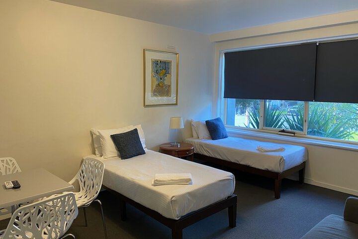 Room 7 of 33