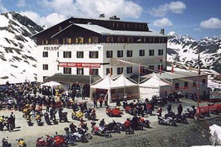 Hotel 4 of 14