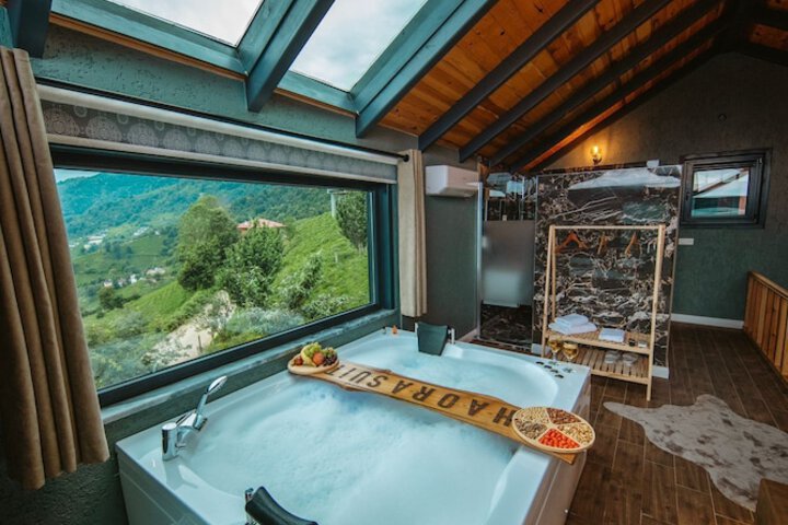 Hot Tub 43 of 58