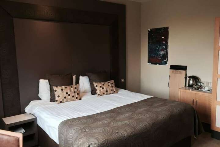 Room 12 of 53