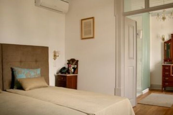 Room 26 of 60