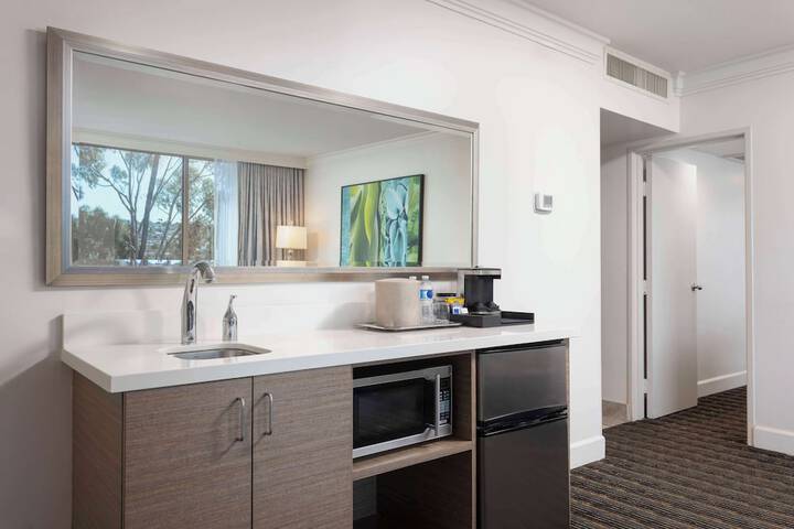 Minibar