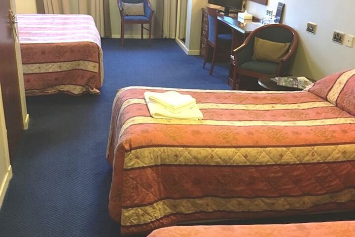 Room 37 of 118