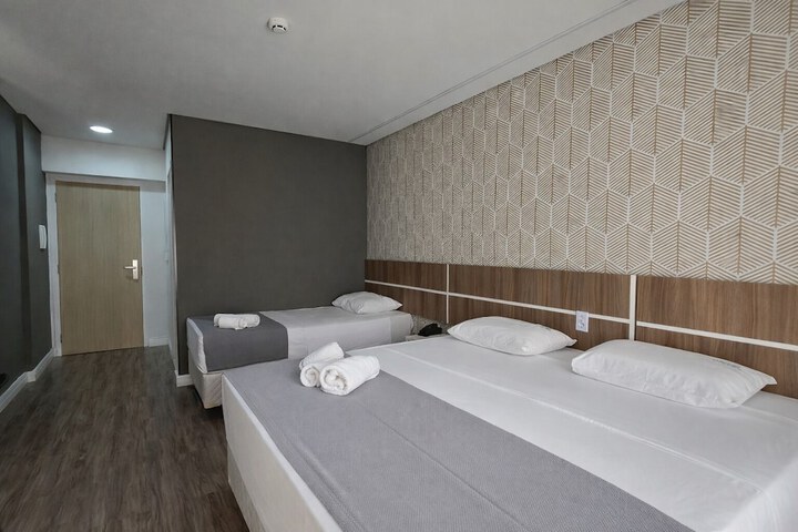 Room 16 of 46