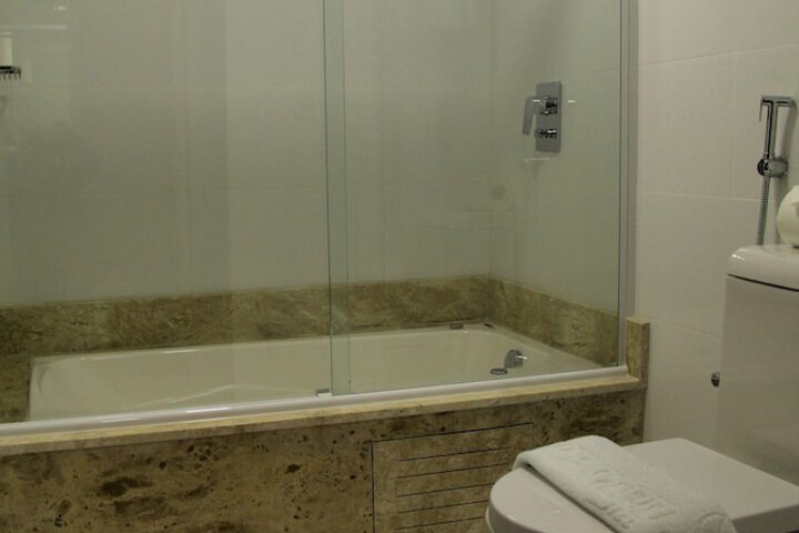 Hot Tub 45 of 105